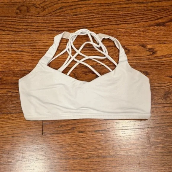 Lululemon Wild and Free Bra White Size 6 - Picture 3 of 3